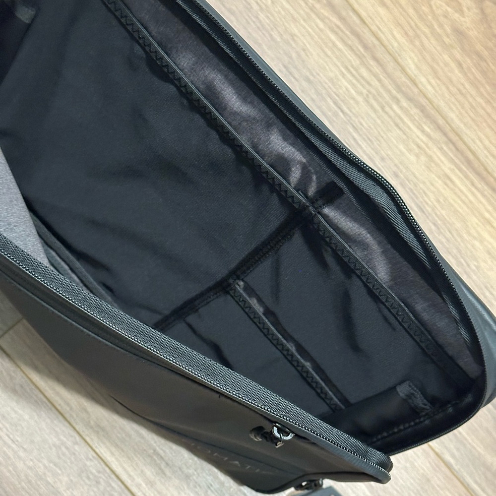 Nomadic Tech Case In Black - image 5